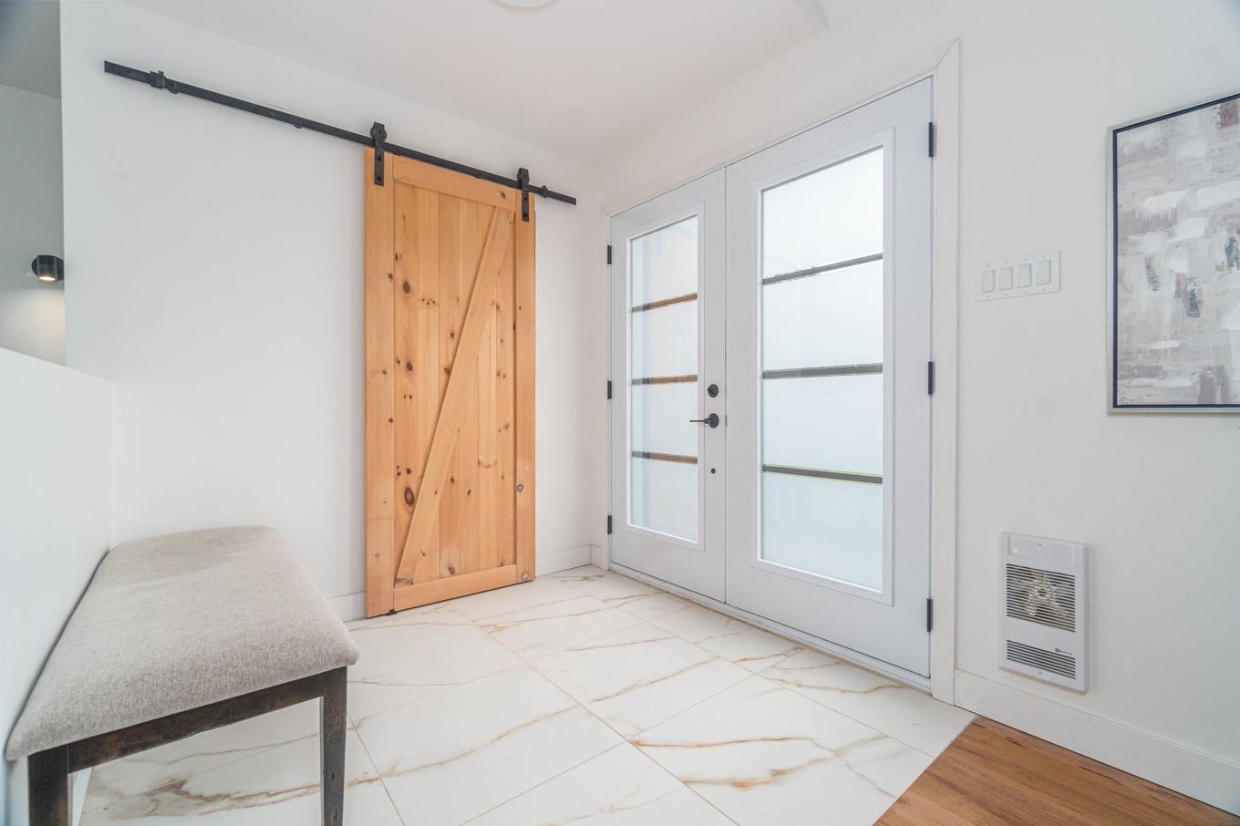 Hall - 145 7E Rang, Mont-Tremblant, QC - Indoor Photo Showing Other Room