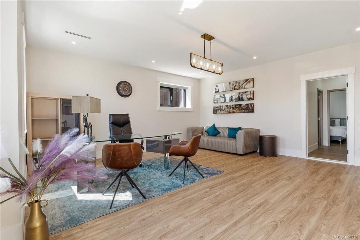 116 Sharon Pl, Nanaimo, BC