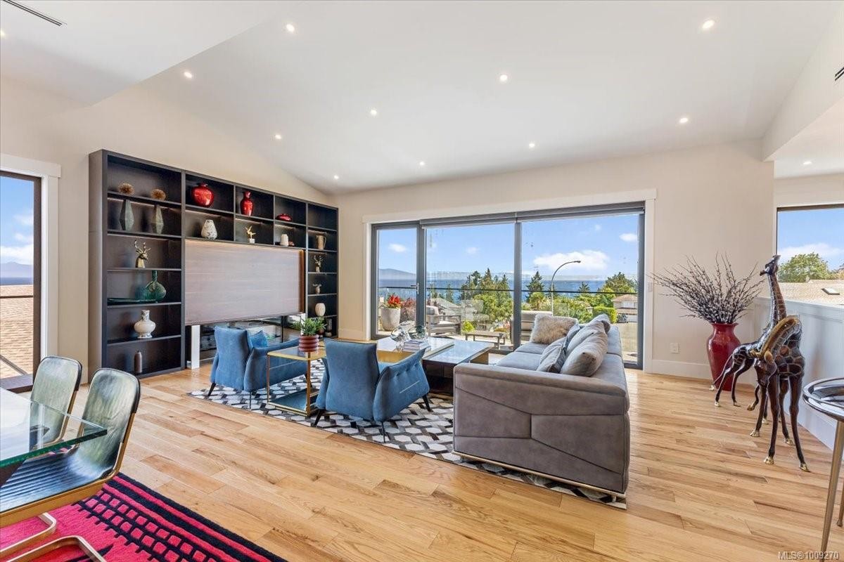 116 Sharon Pl, Nanaimo, BC