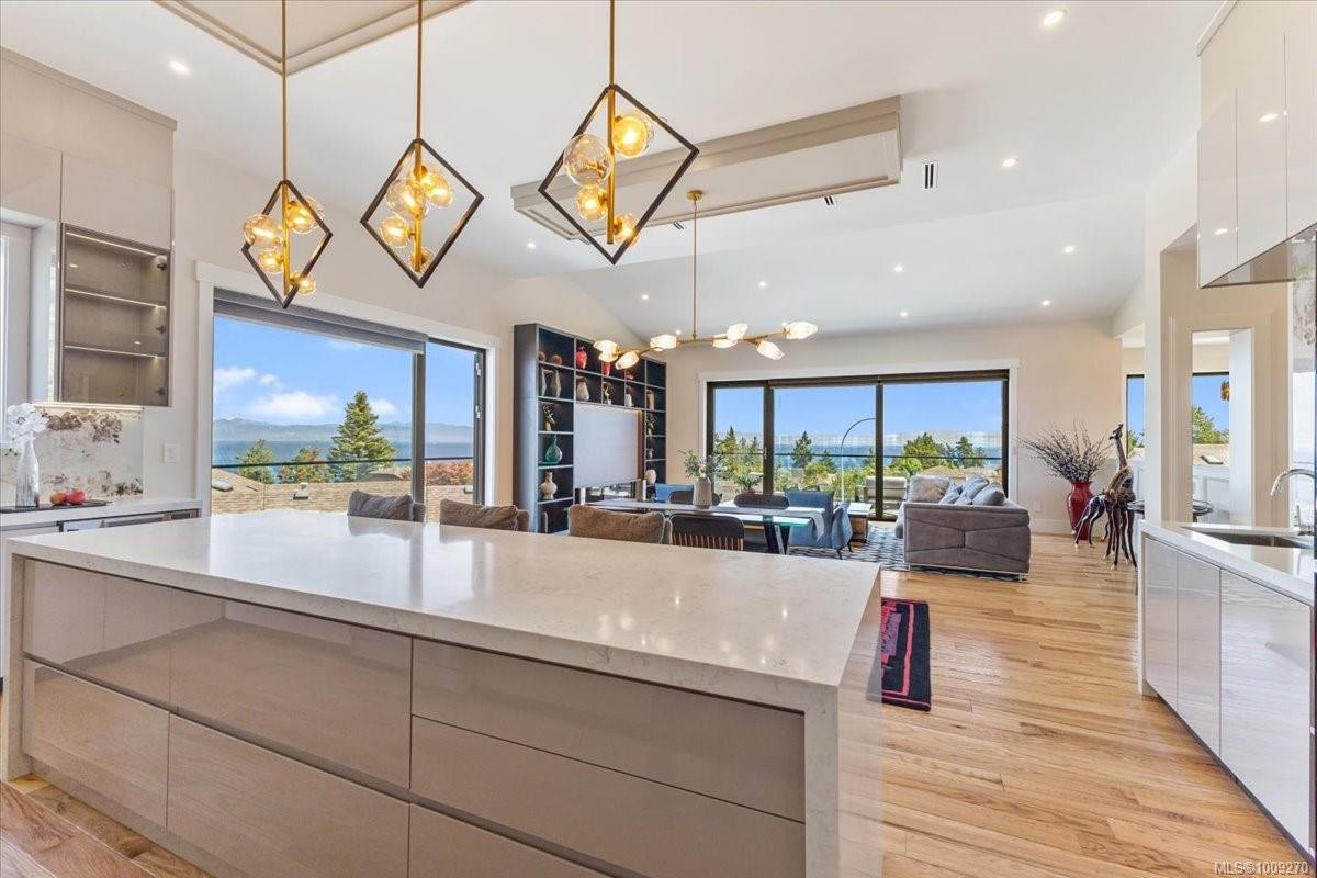 116 Sharon Pl, Nanaimo, BC