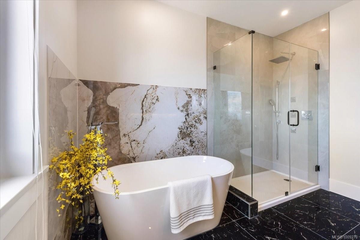 116 Sharon Pl, Nanaimo, BC