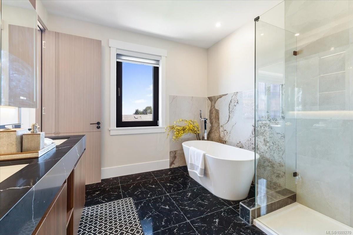 116 Sharon Pl, Nanaimo, BC