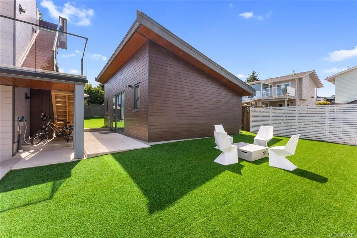 116 Sharon Pl, Nanaimo, BC