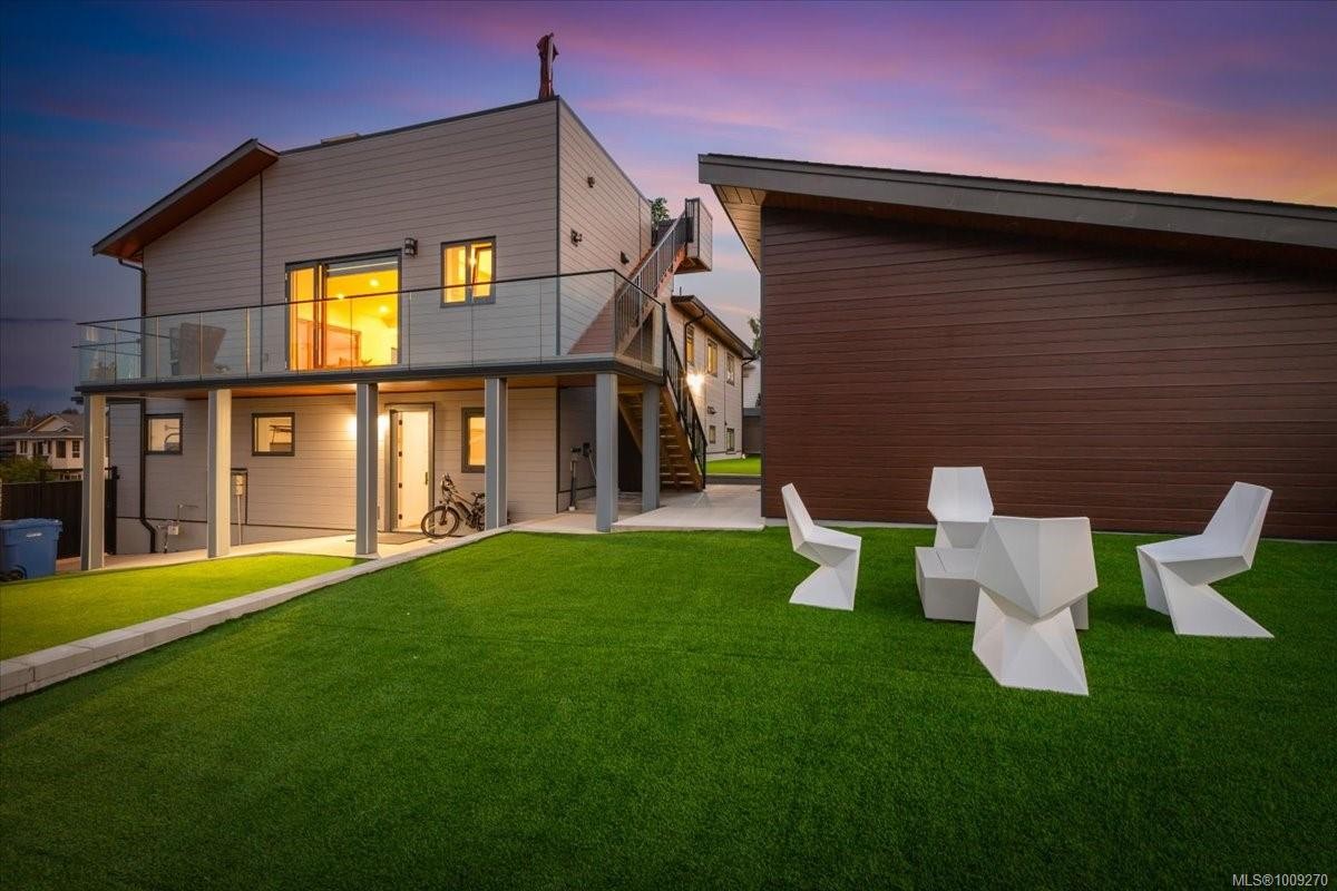 116 Sharon Pl, Nanaimo, BC