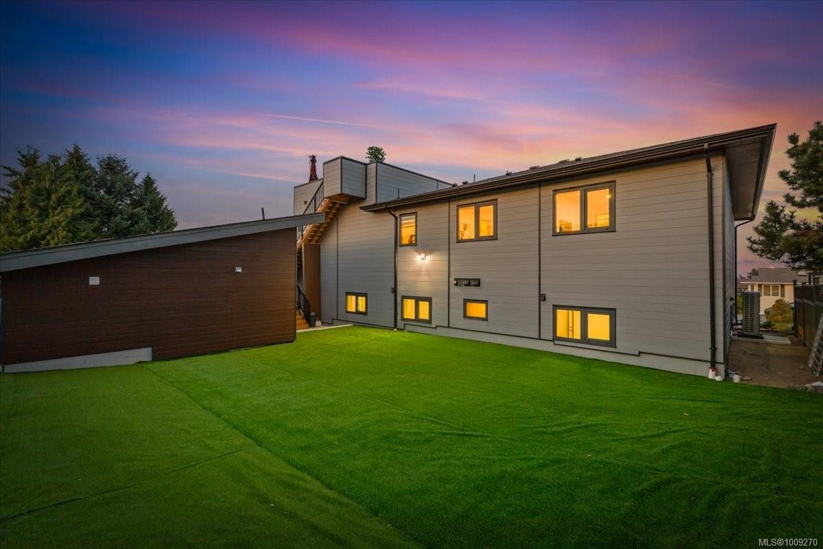 116 Sharon Pl, Nanaimo, BC