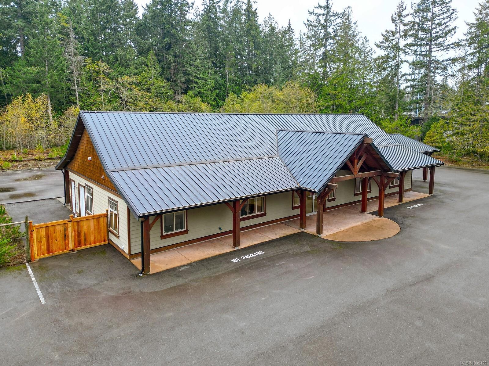 230 Rupert Rd East, Qualicum Beach, BC
