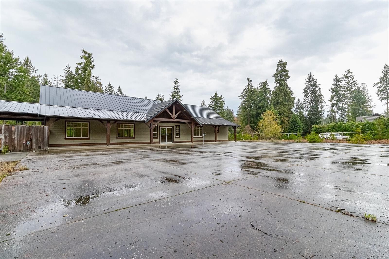 230 Rupert Rd East, Qualicum Beach, BC