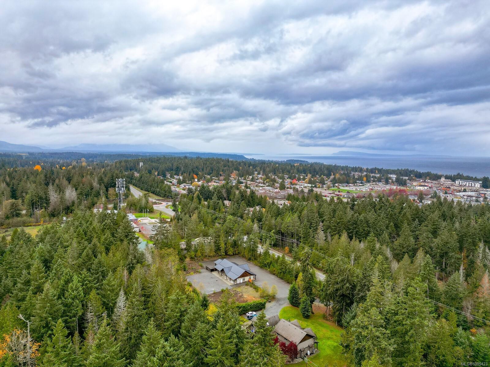 230 Rupert Rd East, Qualicum Beach, BC