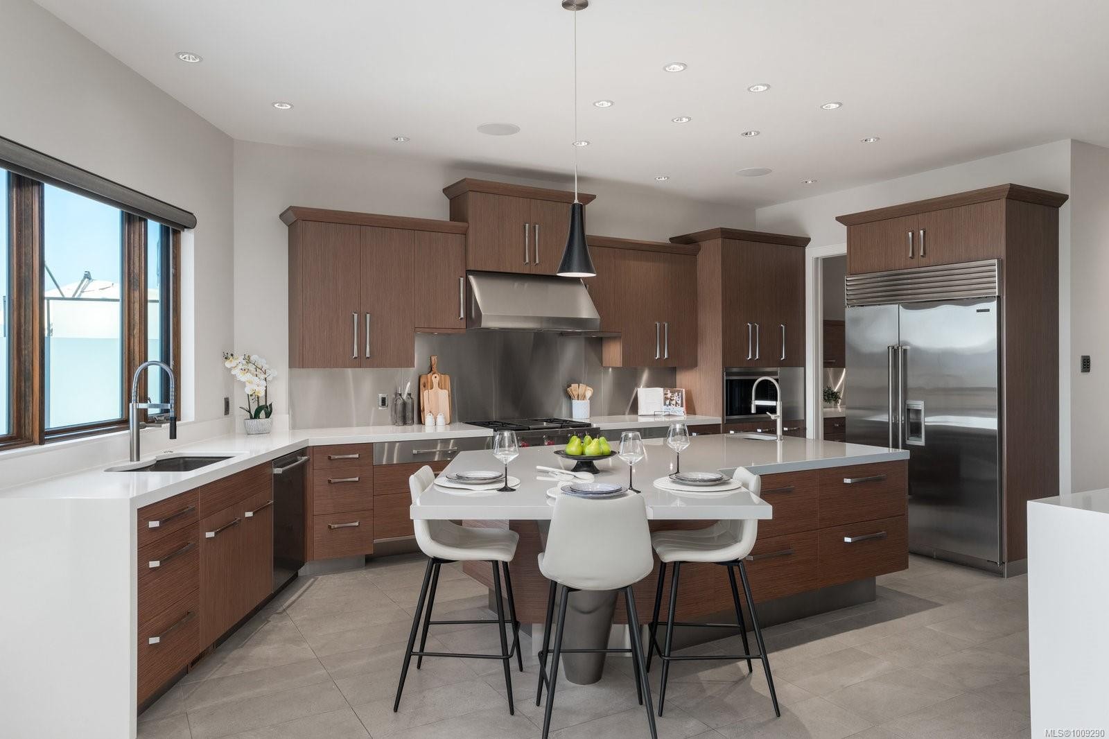 1098 Bearspaw Plat, Langford, BC