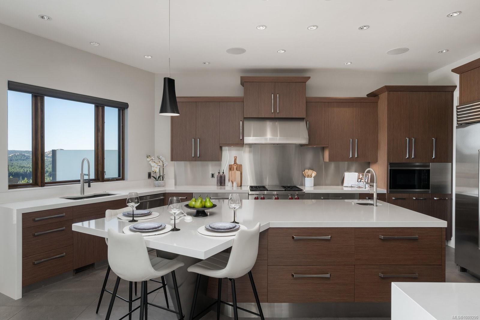 1098 Bearspaw Plat, Langford, BC