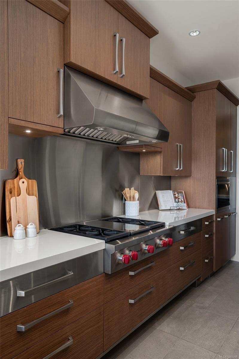 1098 Bearspaw Plat, Langford, BC