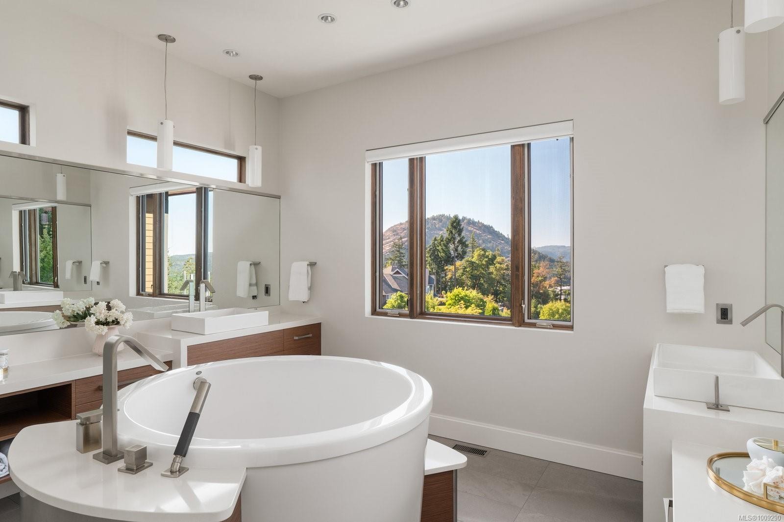 1098 Bearspaw Plat, Langford, BC