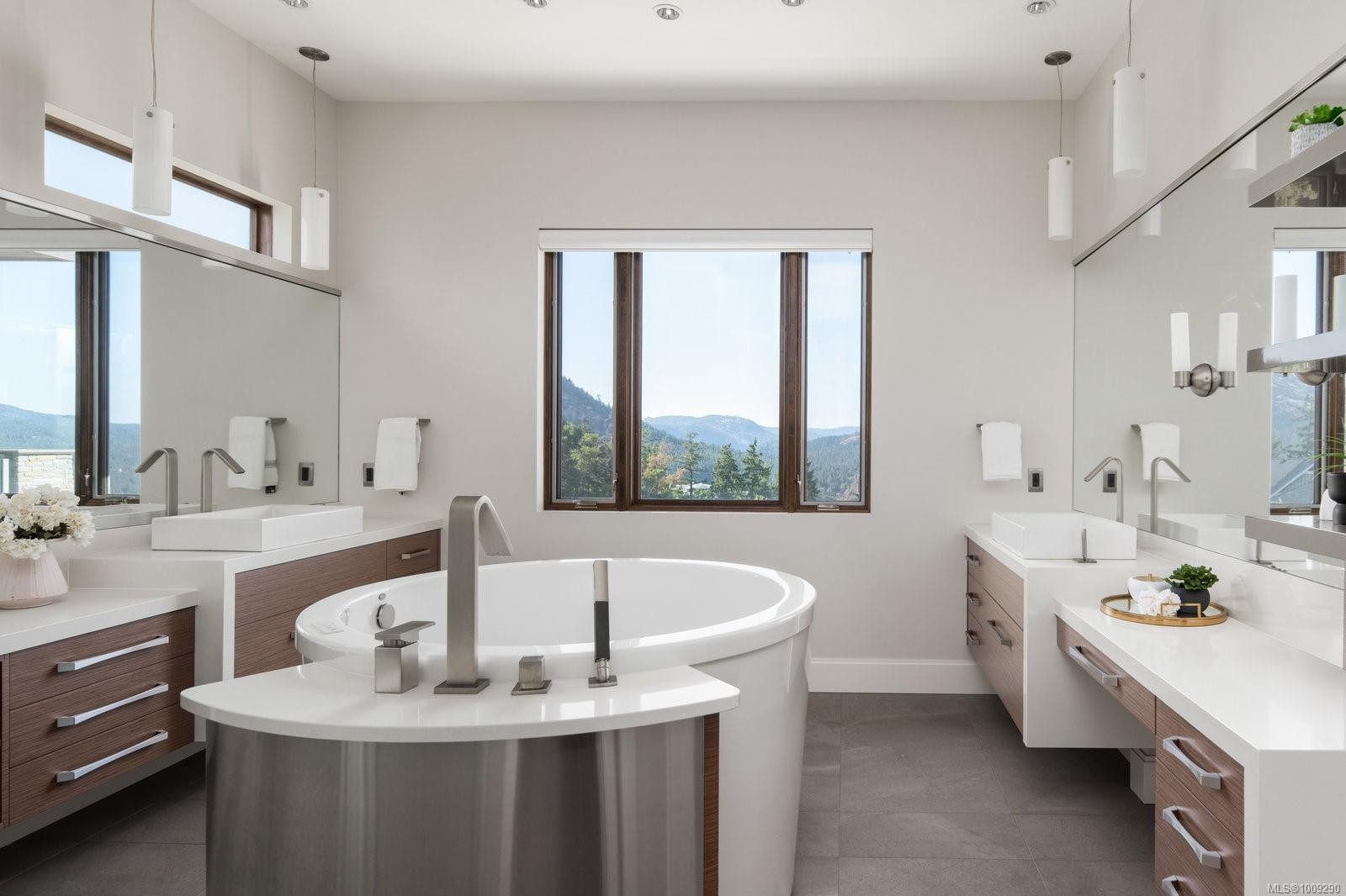 1098 Bearspaw Plat, Langford, BC