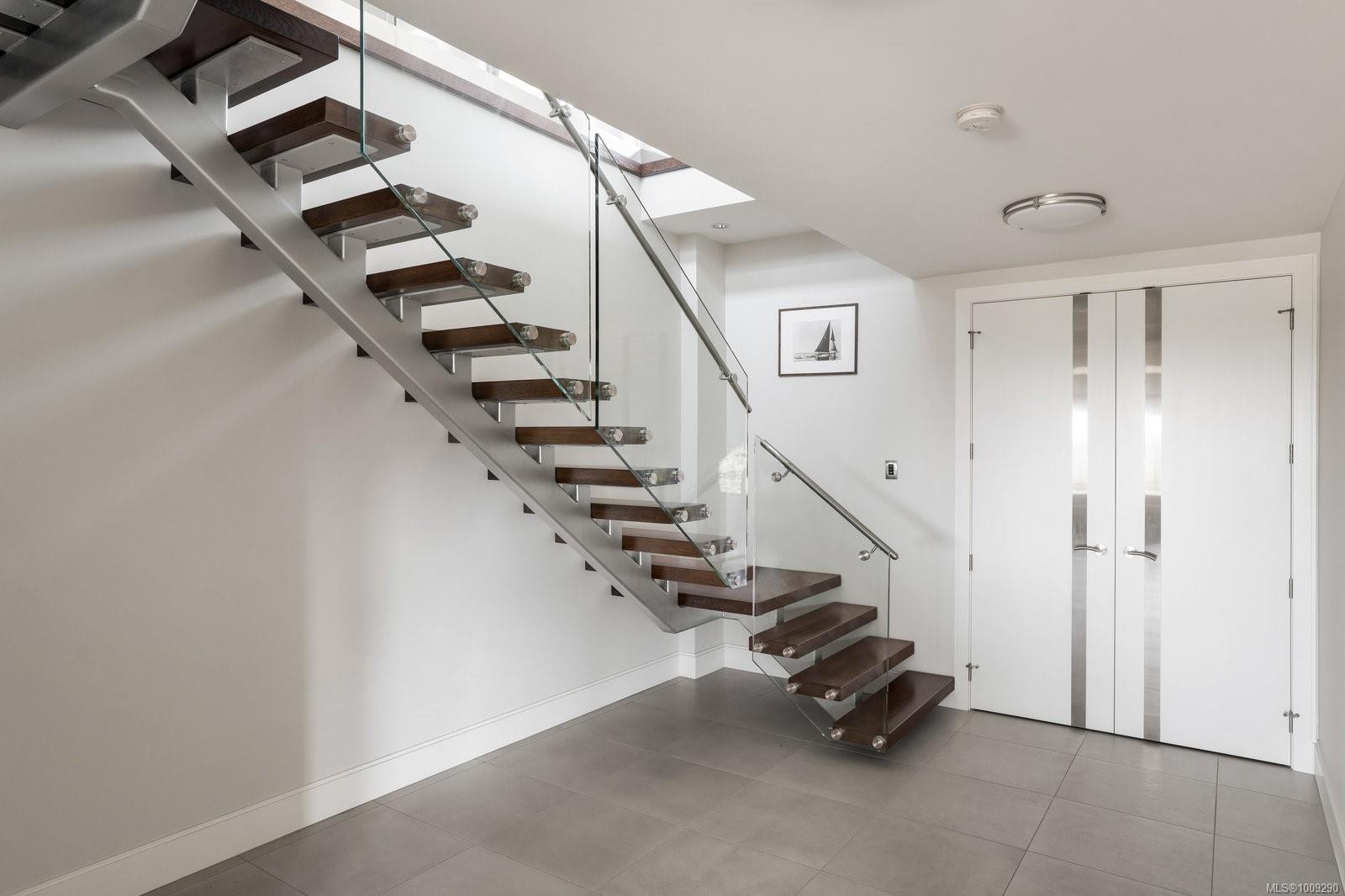 1098 Bearspaw Plat, Langford, BC