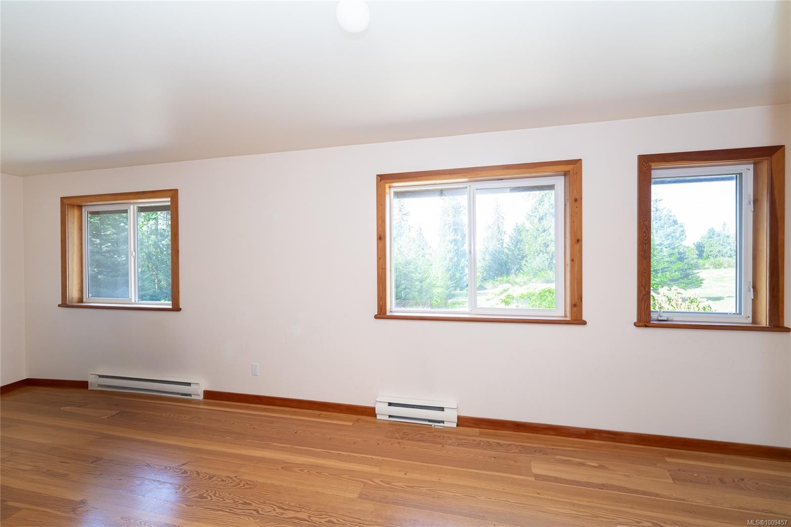 415 Campbell Bay Rd, Mayne Island, BC