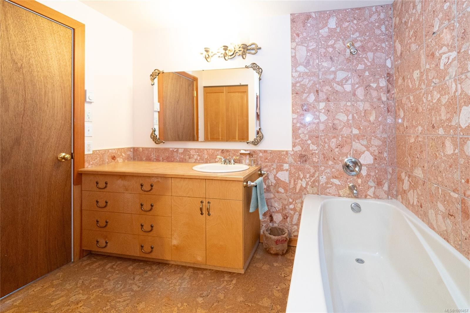 415 Campbell Bay Rd, Mayne Island, BC