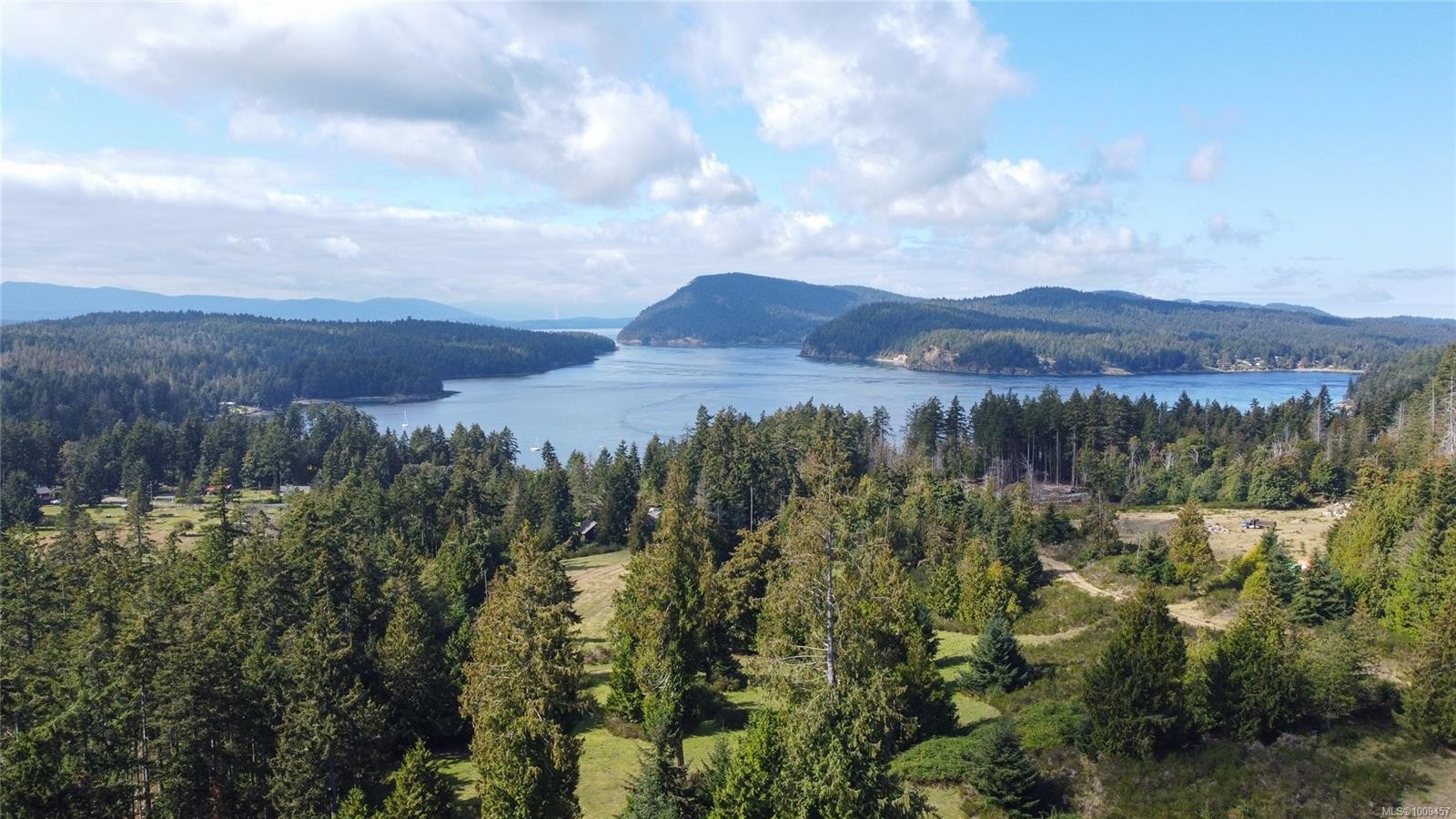 415 Campbell Bay Rd, Mayne Island, BC