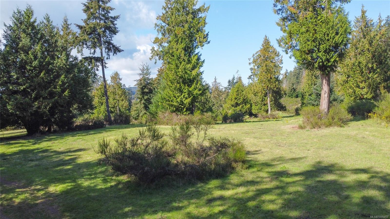 415 Campbell Bay Rd, Mayne Island, BC