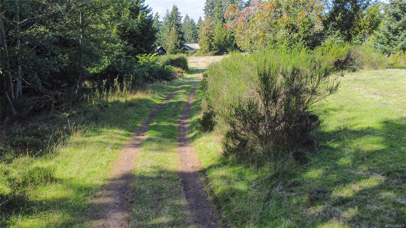 415 Campbell Bay Rd, Mayne Island, BC