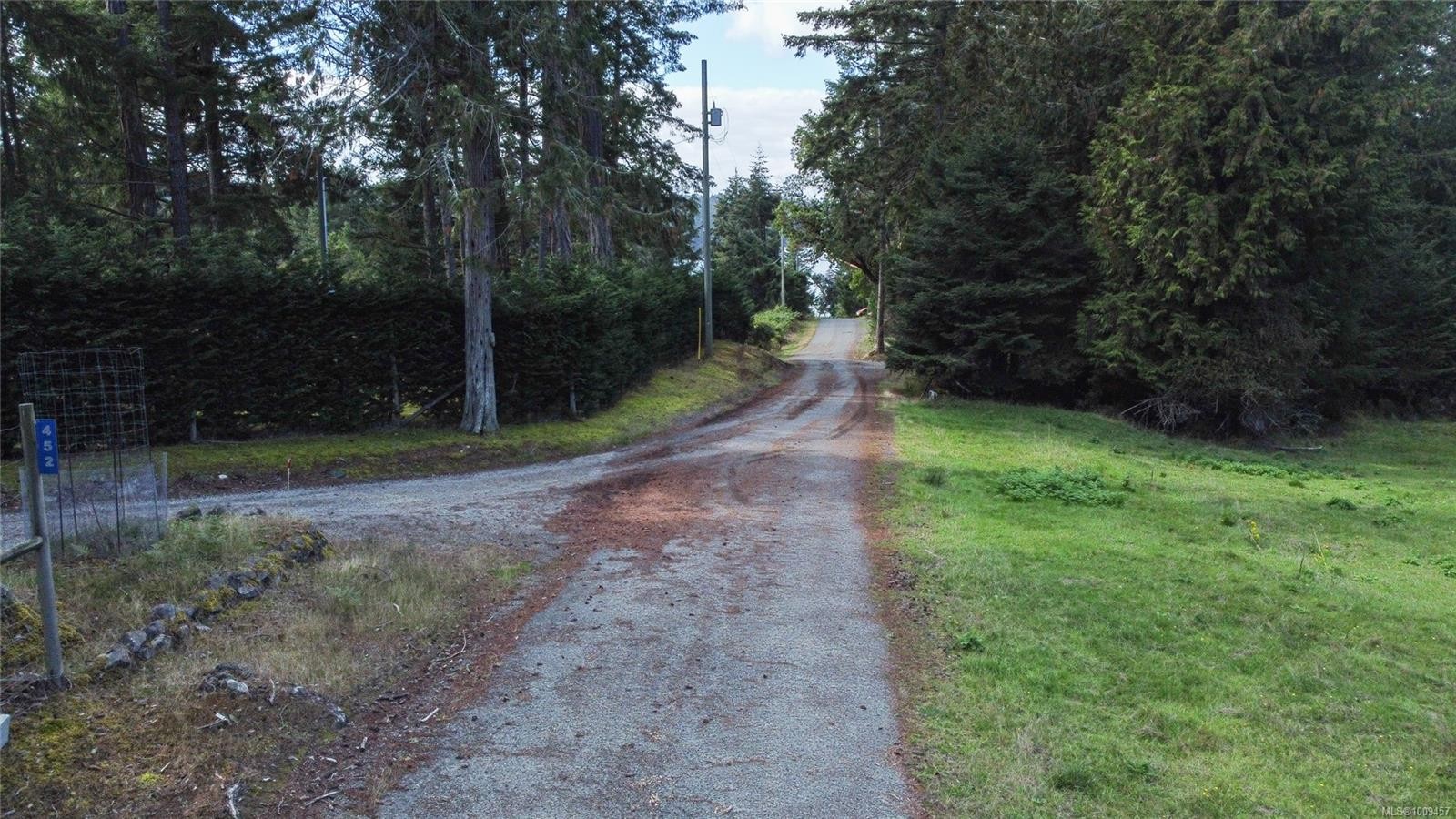 415 Campbell Bay Rd, Mayne Island, BC