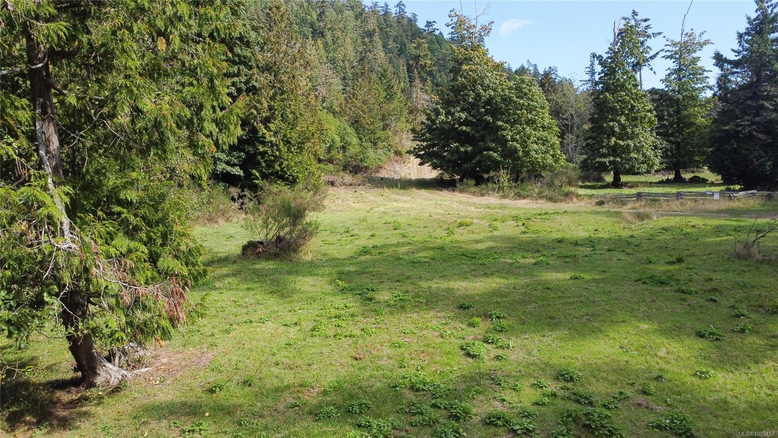 415 Campbell Bay Rd, Mayne Island, BC