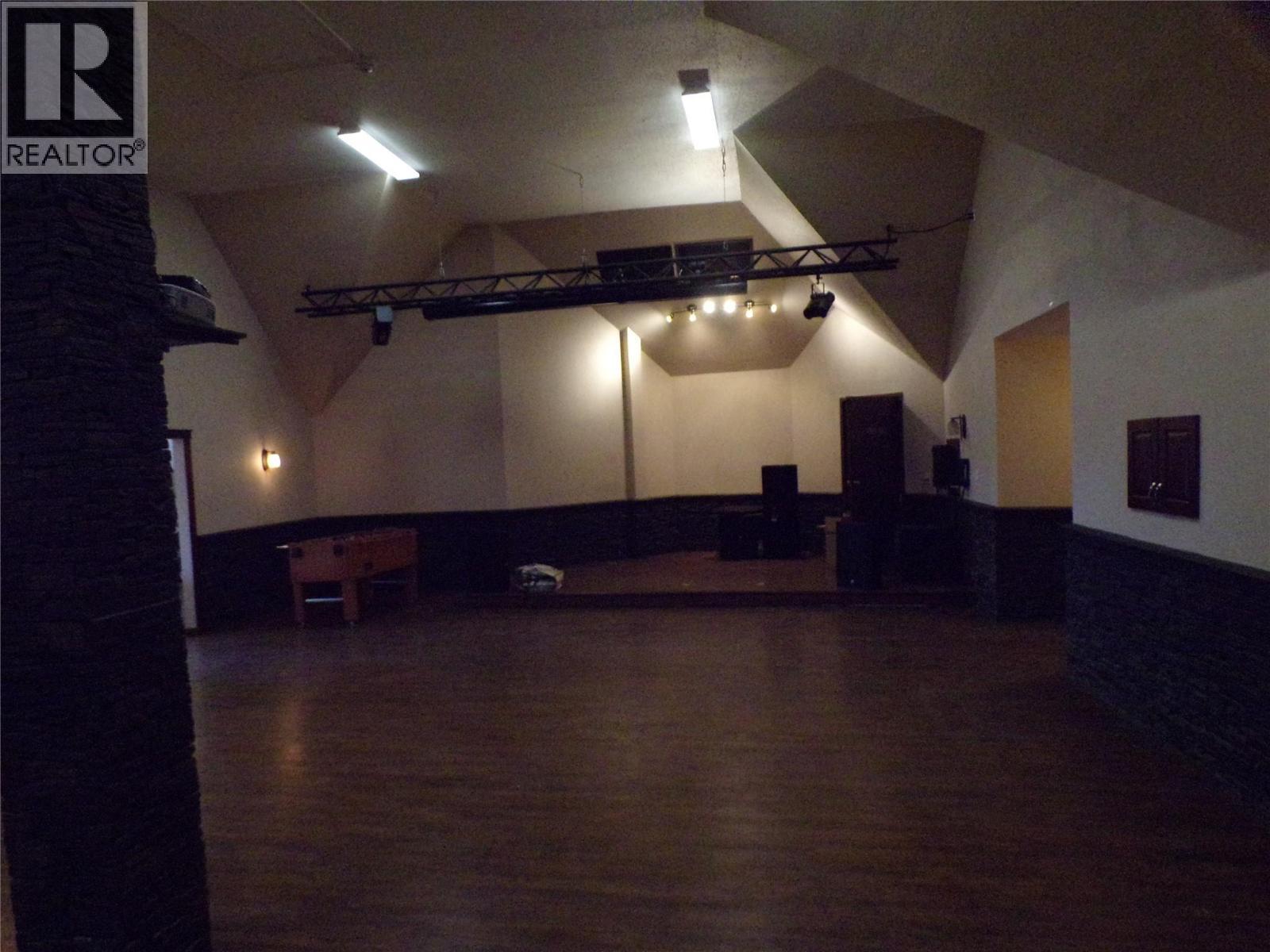 12121 8 Street, Dawson Creek, BC