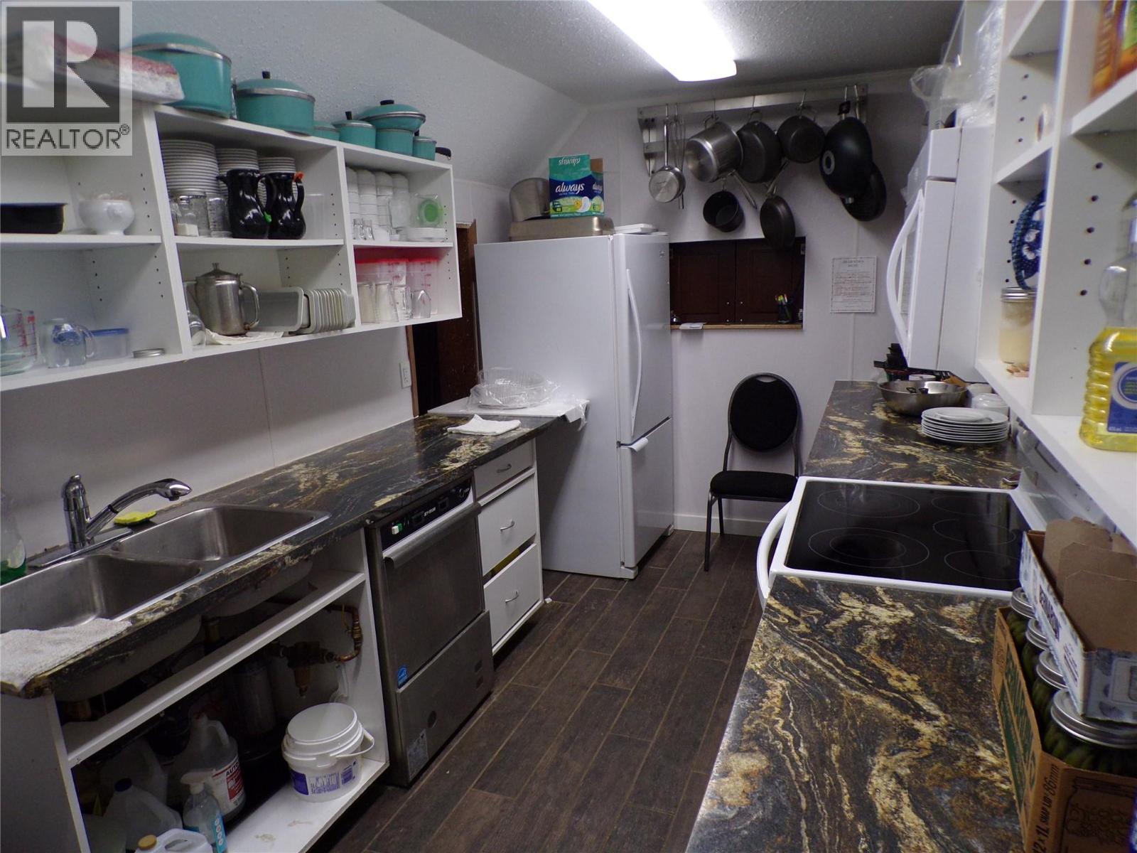 12121 8 Street, Dawson Creek, BC