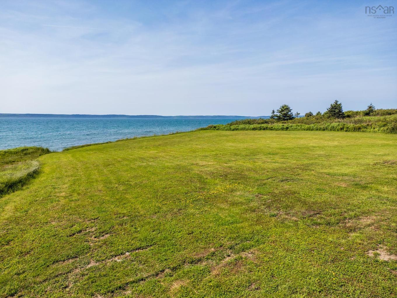 Lot Schoolhouse Road, Grosses Coques, NS