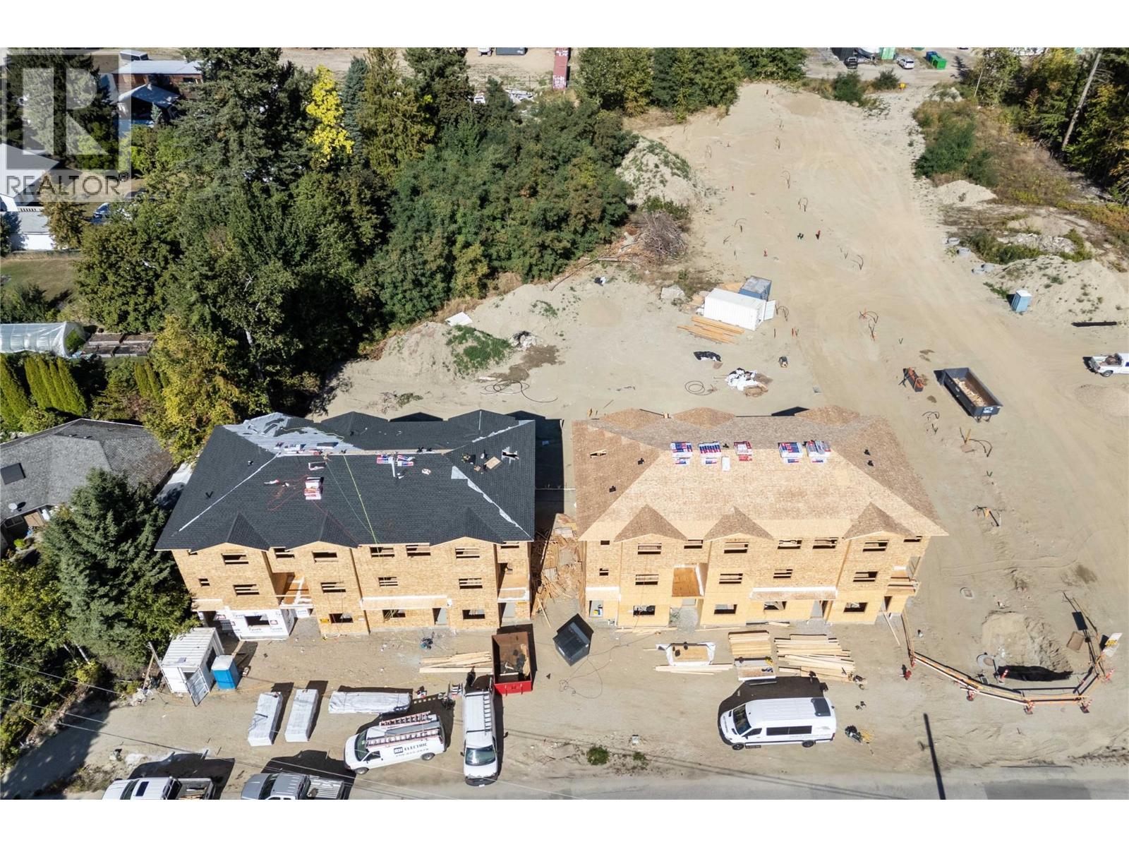 222 Temple Street Unit# 2, Sicamous, BC -