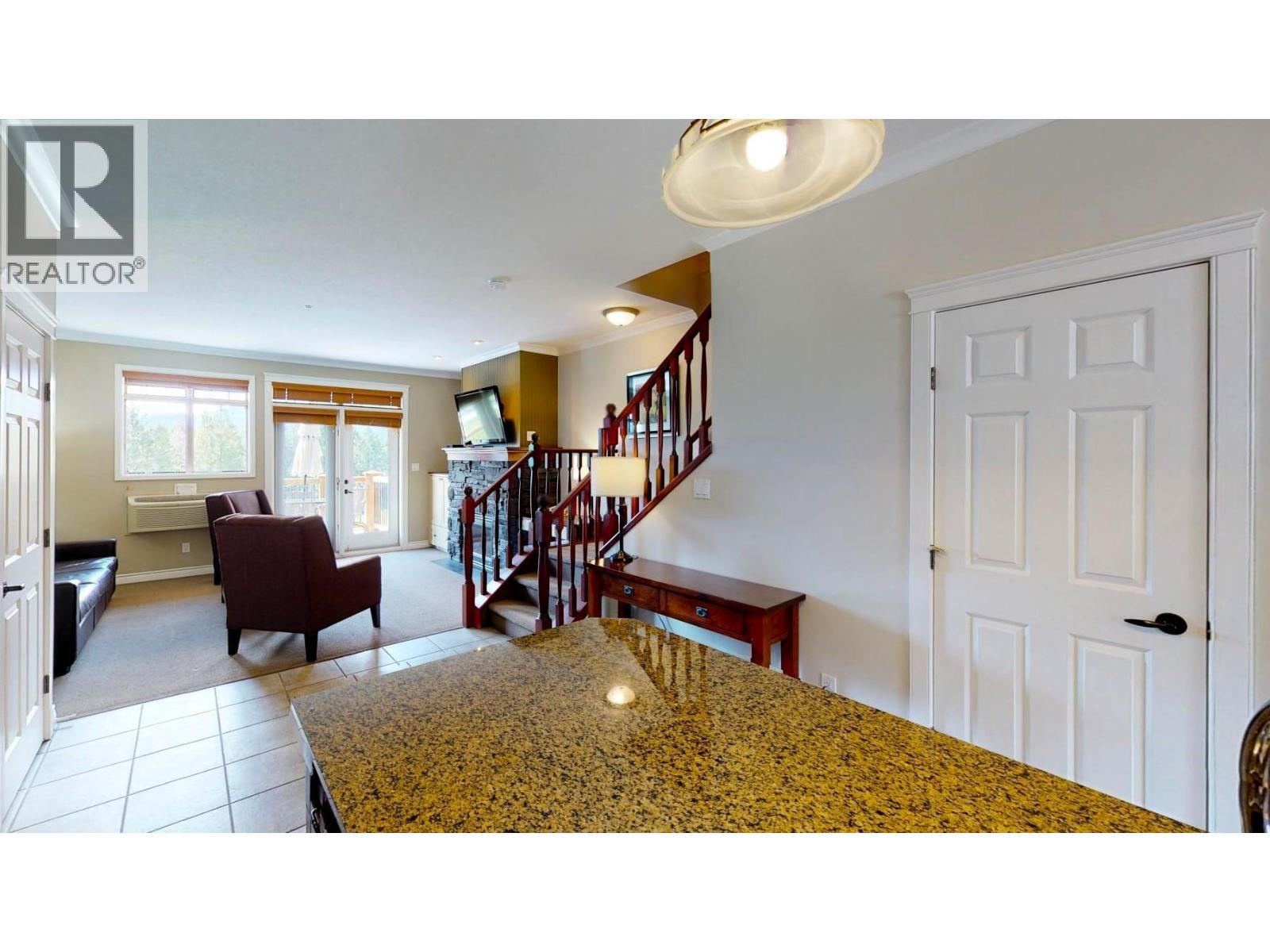 200 Bighorn Boulevard Unit# 234 B, Radium Hot Springs, BC - Indoor