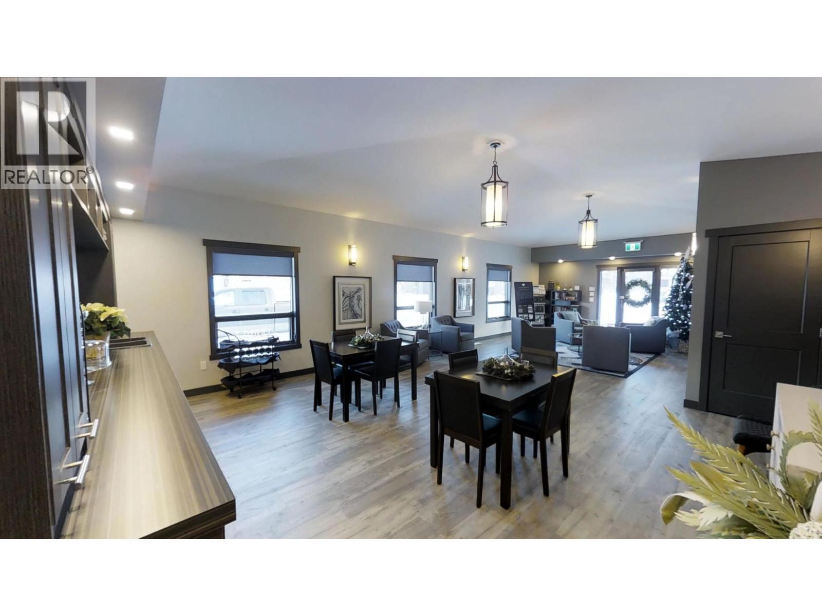 200 Bighorn Boulevard Unit# 234 B, Radium Hot Springs, BC - Indoor Photo Showing Other Room