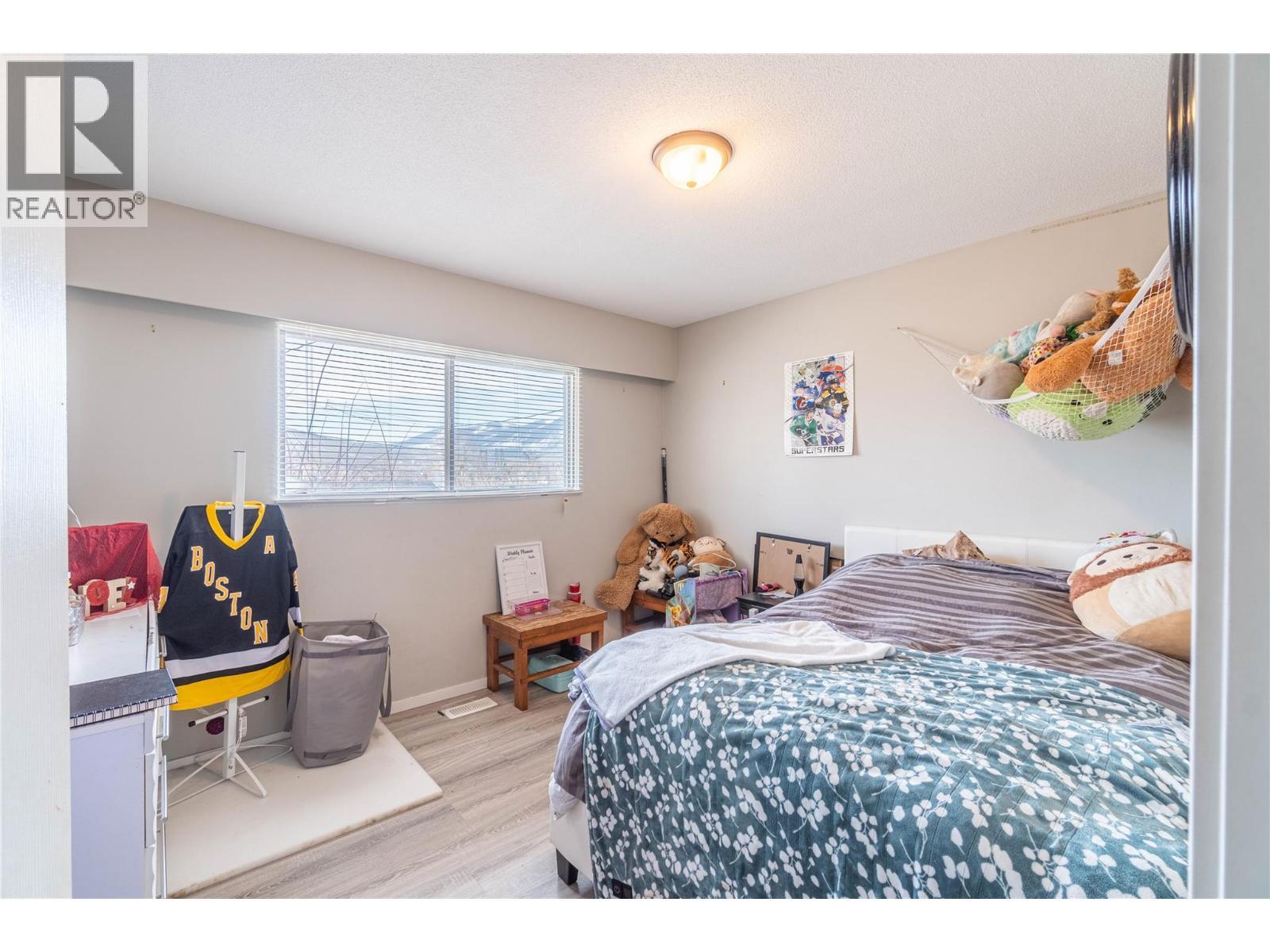 1569 Westmount Drive, Kamloops, BC - Indoor Photo Showing Bedroom