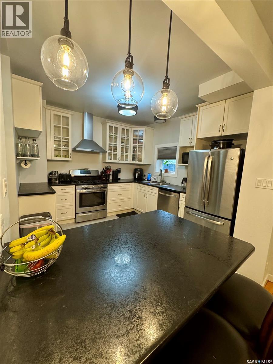 415 Prince Street, Hudson Bay, SK - Indoor Photo Showing Kitchen