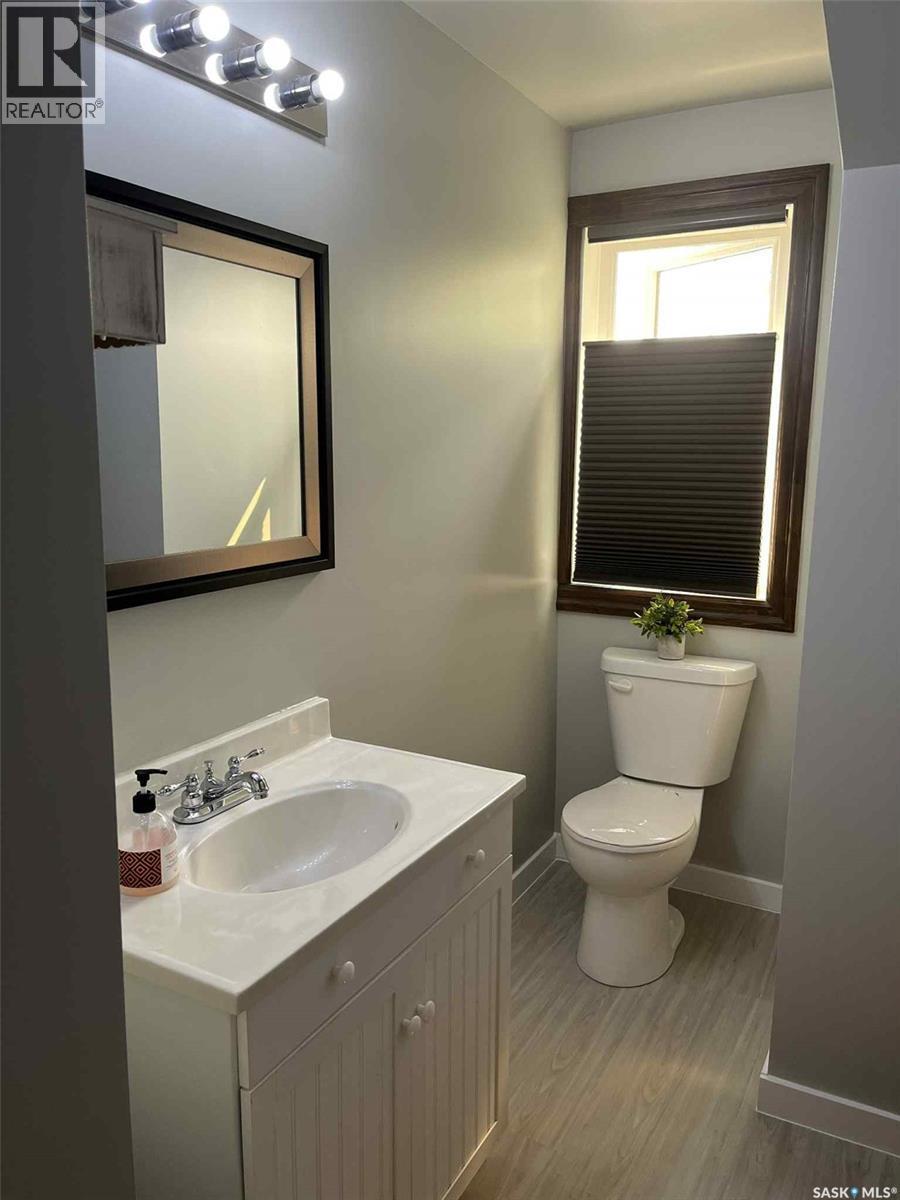 415 Prince Street, Hudson Bay, SK - Indoor Photo Showing Bathroom