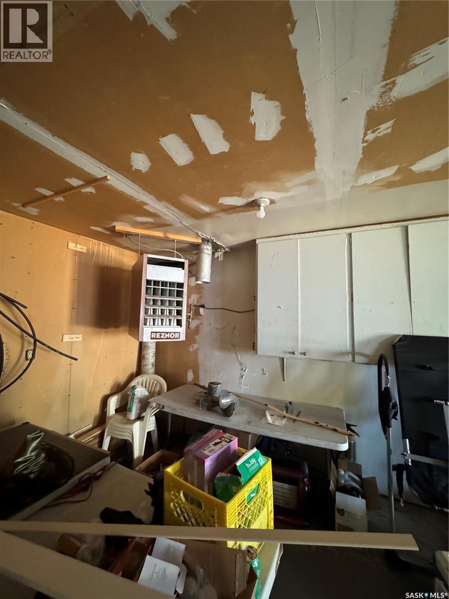 415 Prince Street, Hudson Bay, SK - Indoor