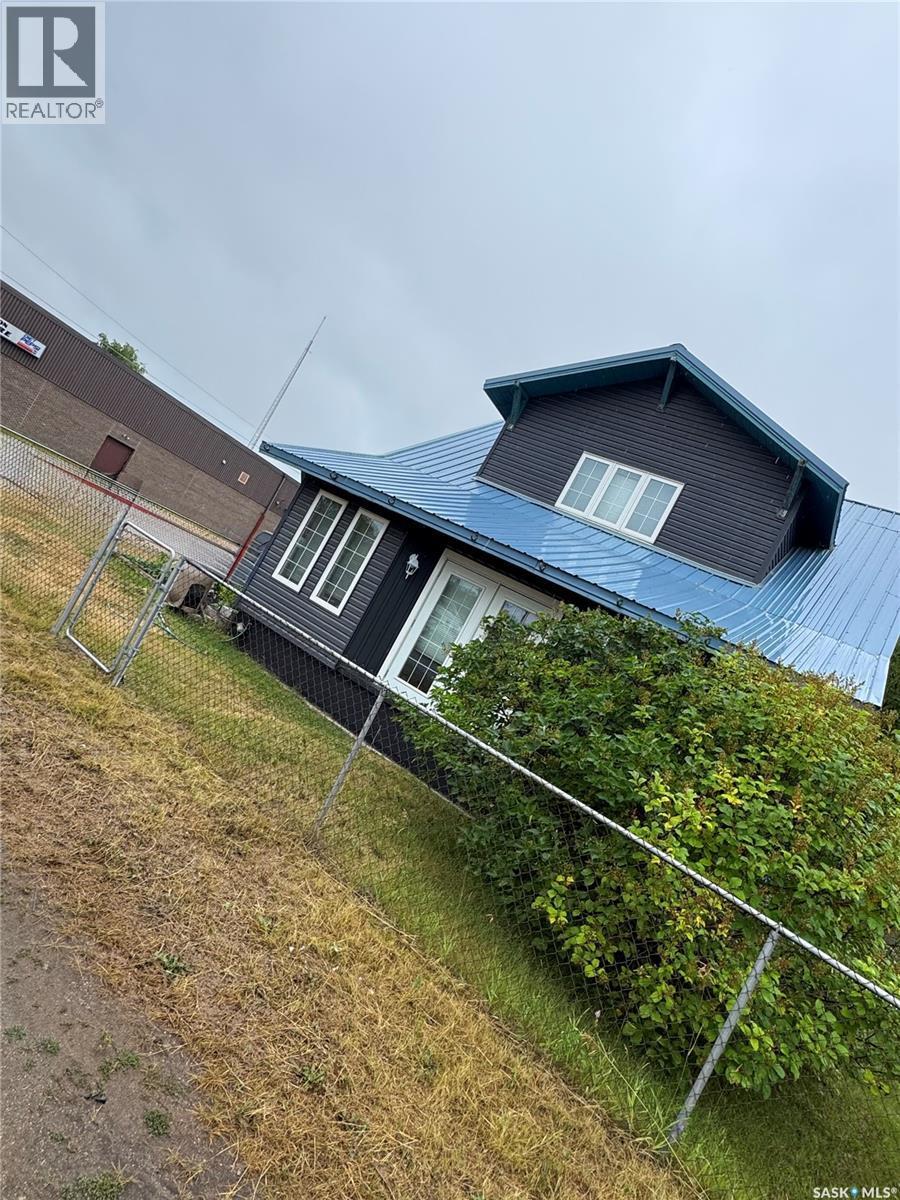 415 Prince Street, Hudson Bay, SK - Outdoor