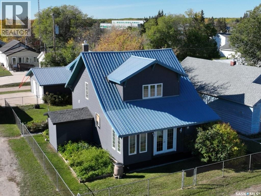 415 Prince Street, Hudson Bay, SK - Outdoor