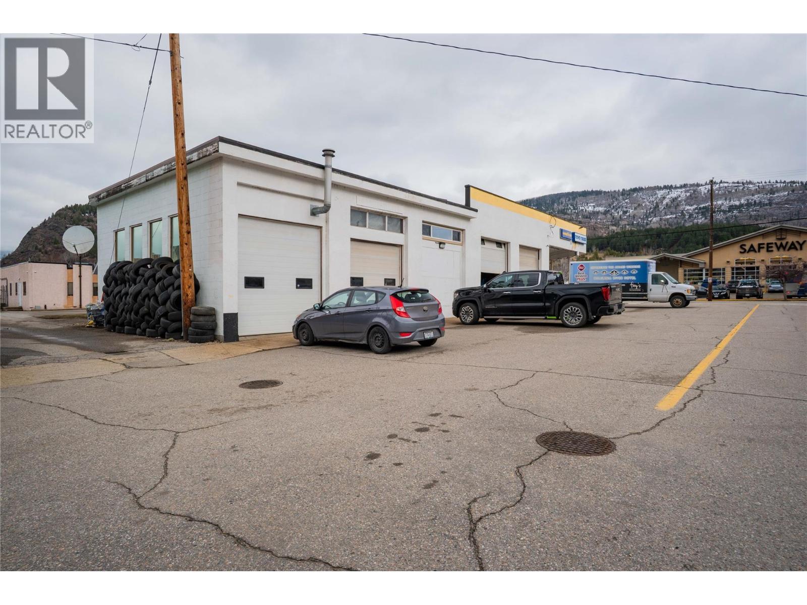 1598 Second Avenue, Trail, BC