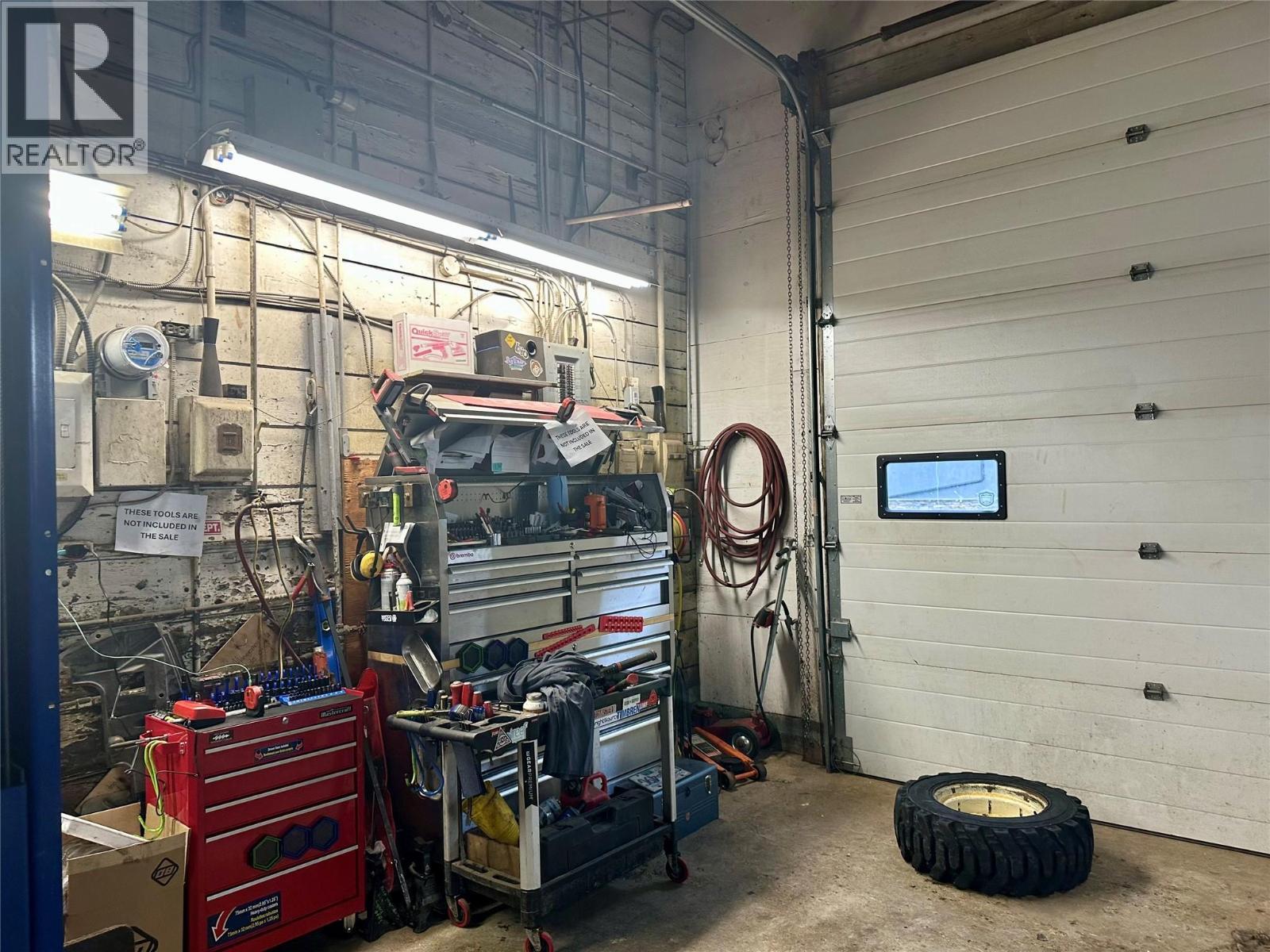 1598 Second Avenue, Trail, BC