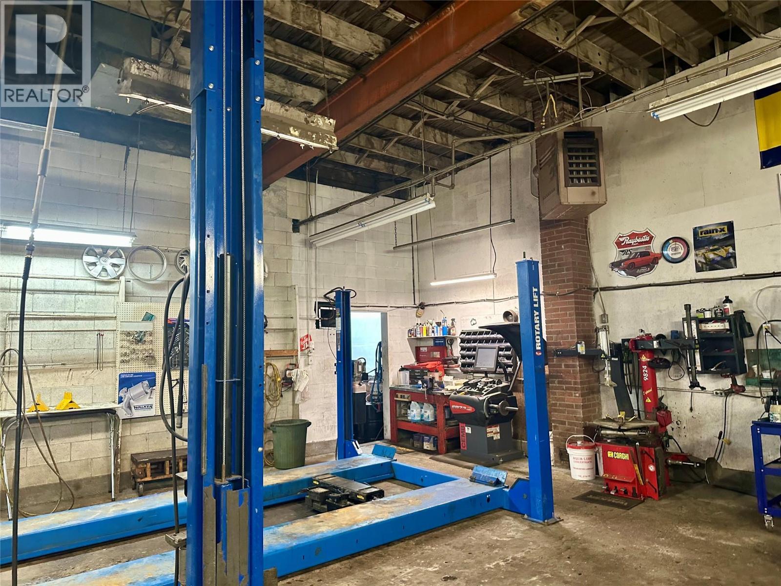 1598 Second Avenue, Trail, BC