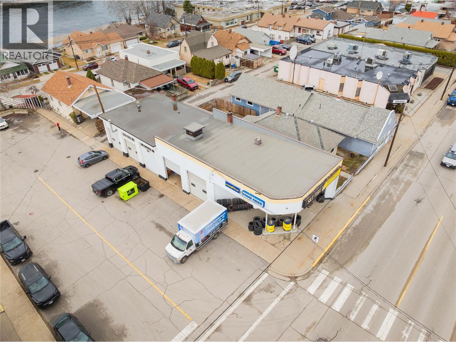 1598 Second Avenue, Trail, BC