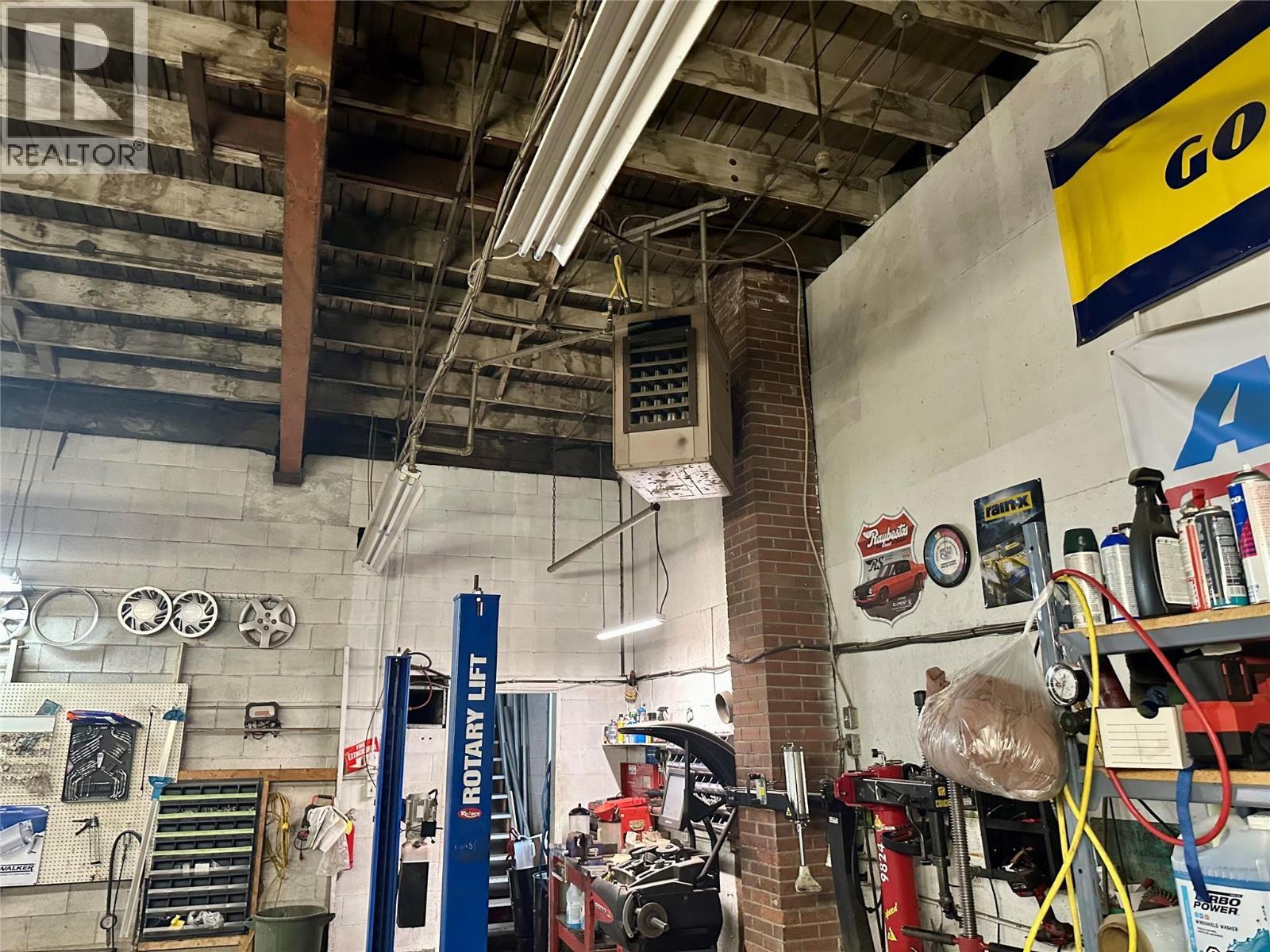 1598 Second Avenue, Trail, BC