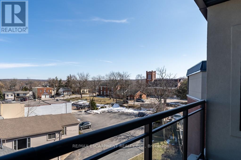 403 - 5002 King Street, Lincoln, ON - Outdoor With Balcony With View