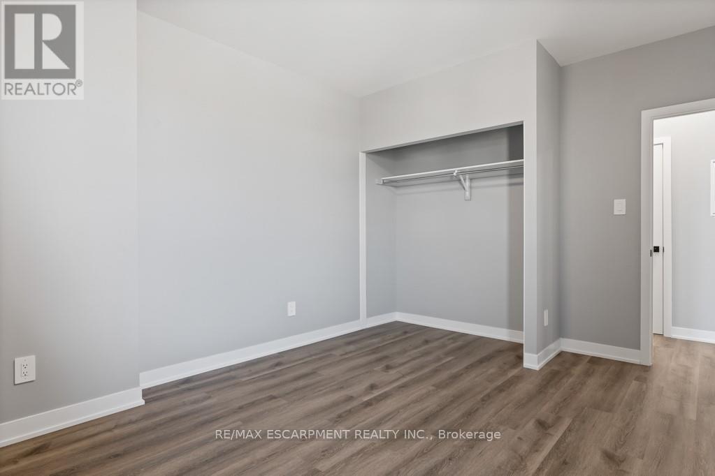 403 - 5002 King Street, Lincoln, ON - Indoor Photo Showing Other Room