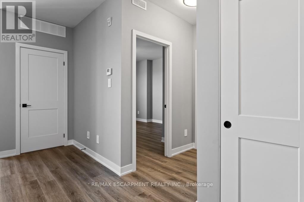 403 - 5002 King Street, Lincoln, ON - Indoor Photo Showing Other Room