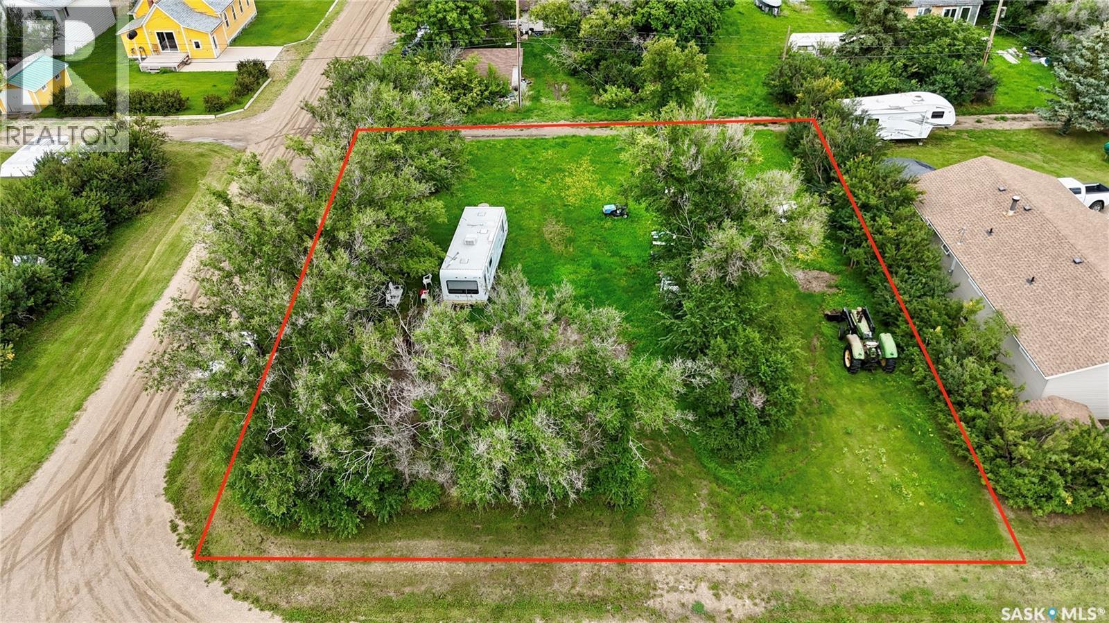 Lot 17-18 Railway Street, Macrorie, SK