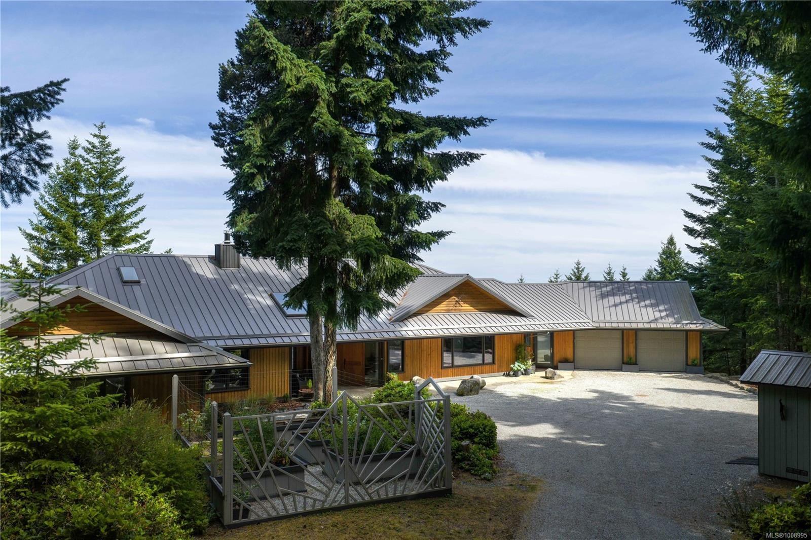 253 Chilton Rd, Salt Spring, BC
