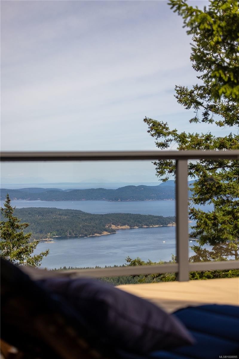 253 Chilton Rd, Salt Spring, BC