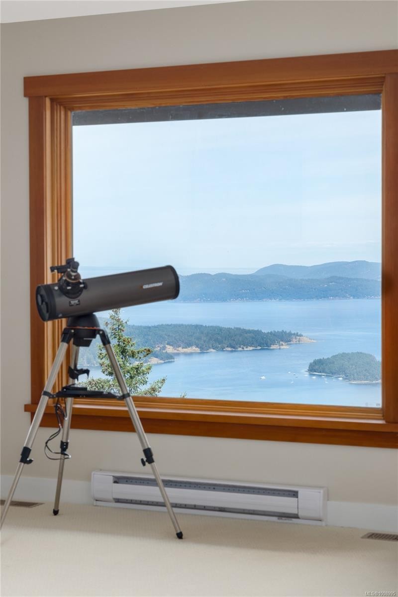 253 Chilton Rd, Salt Spring, BC