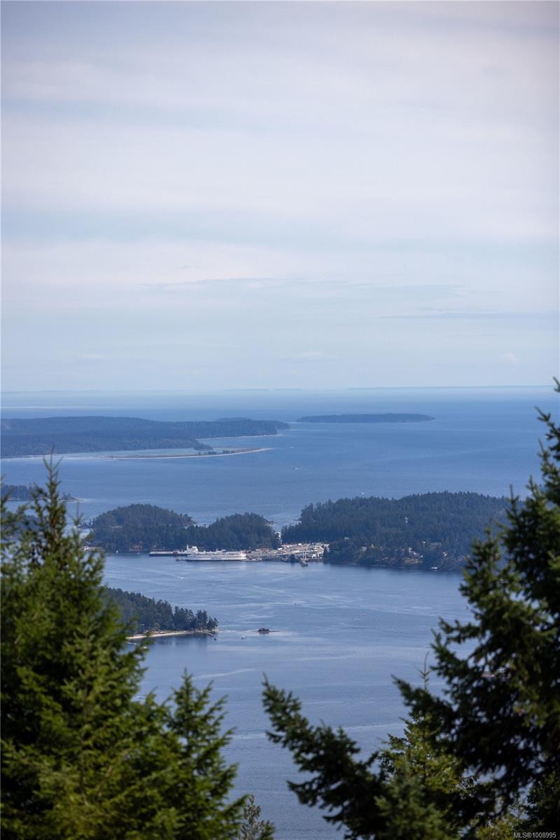 253 Chilton Rd, Salt Spring, BC